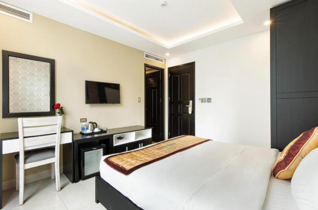 J&b & Hotel 4*