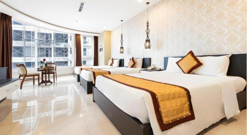 J&b & Đà Nẵng